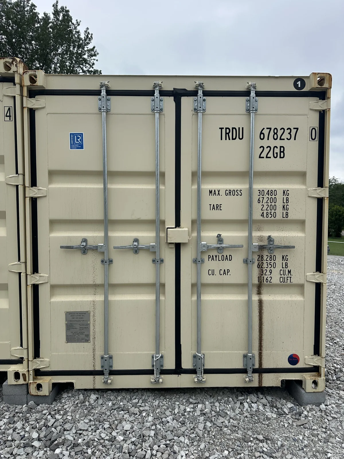 Semi truck parking near Huntsville TN at Trailside Storage